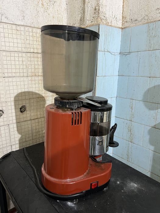 Кафемашина Бразилия / brasilia + кафемелачка