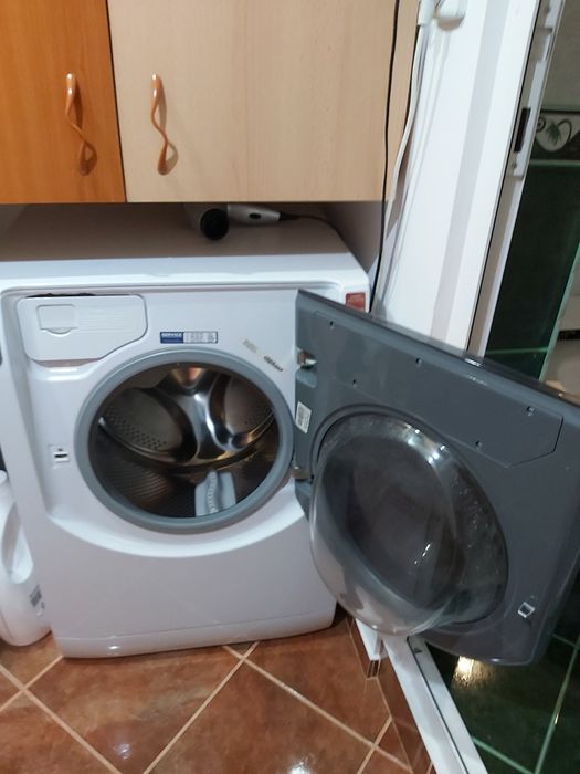mașină de spălat rufe Hotpoint
