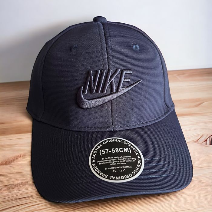 мъжка шапка NIKE лятна твърда козирка универсален размер 57-58см