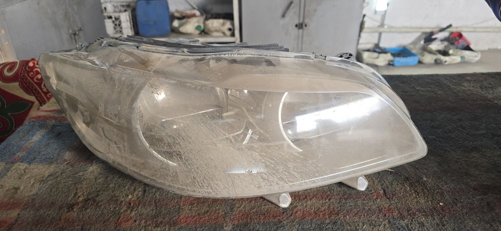 Срочно Peugeot 301 фары сатылады