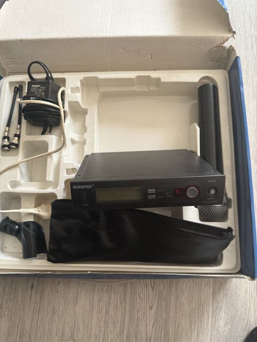 Продам микрофон Shure