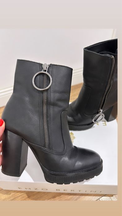 Ghete de piele 36, Zara
