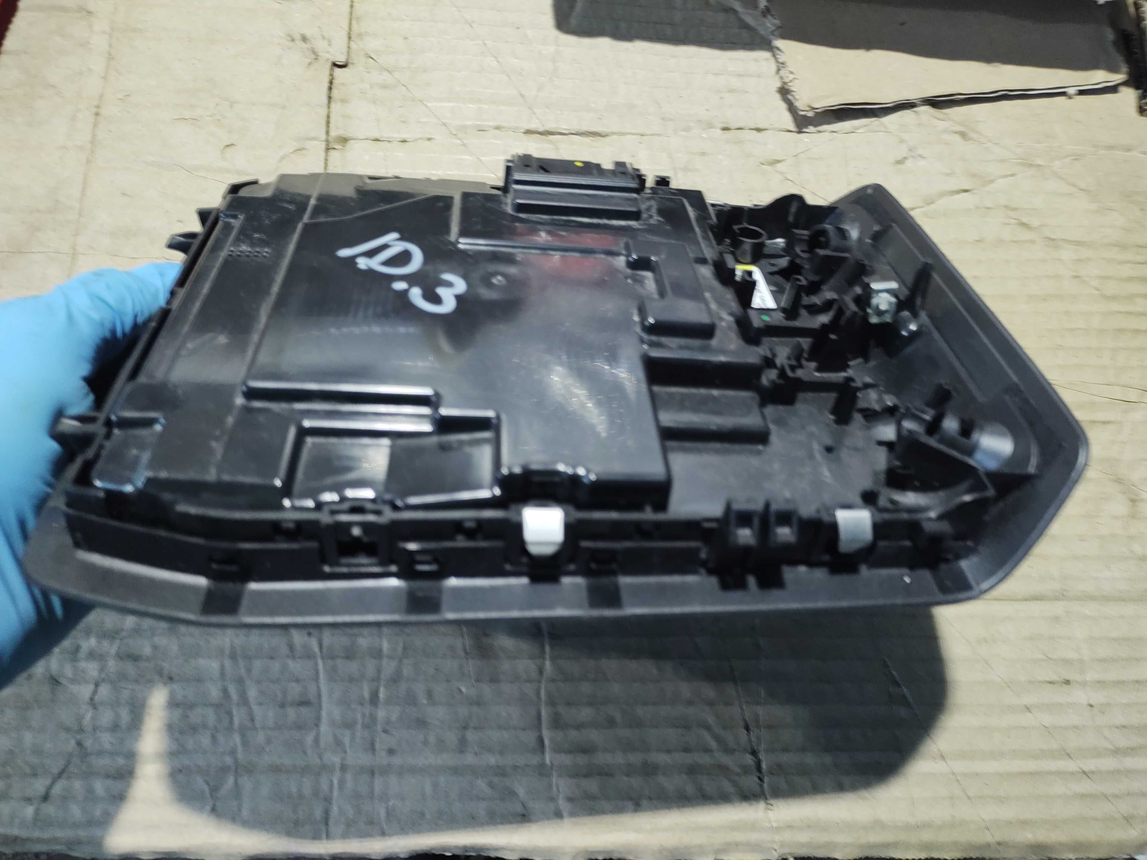 Плафон Интериорно Осветление VW ID.3 E11 pro