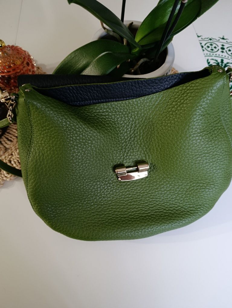 Geanta damă FURLA Italia nouă fără etichetă.