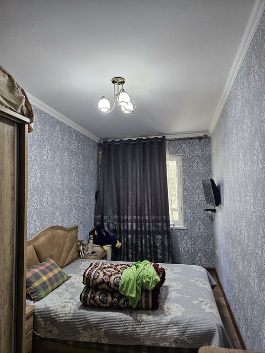 Продаю квартиру ,яшнабадский район.