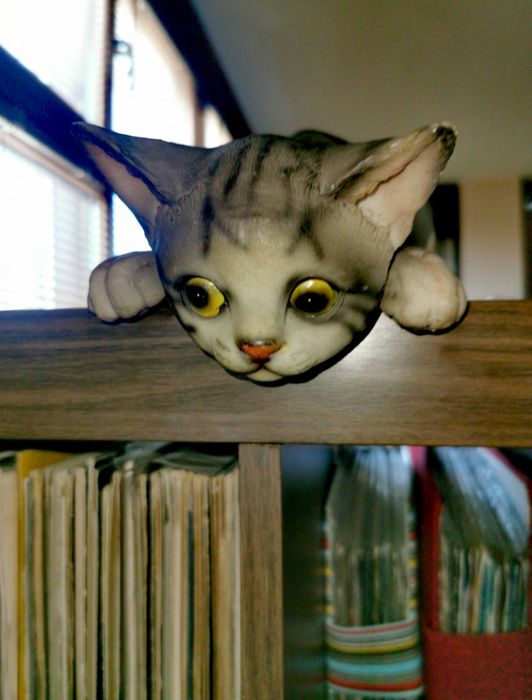 Котка фигура пластика скулптура на котенце изключително реалистично !