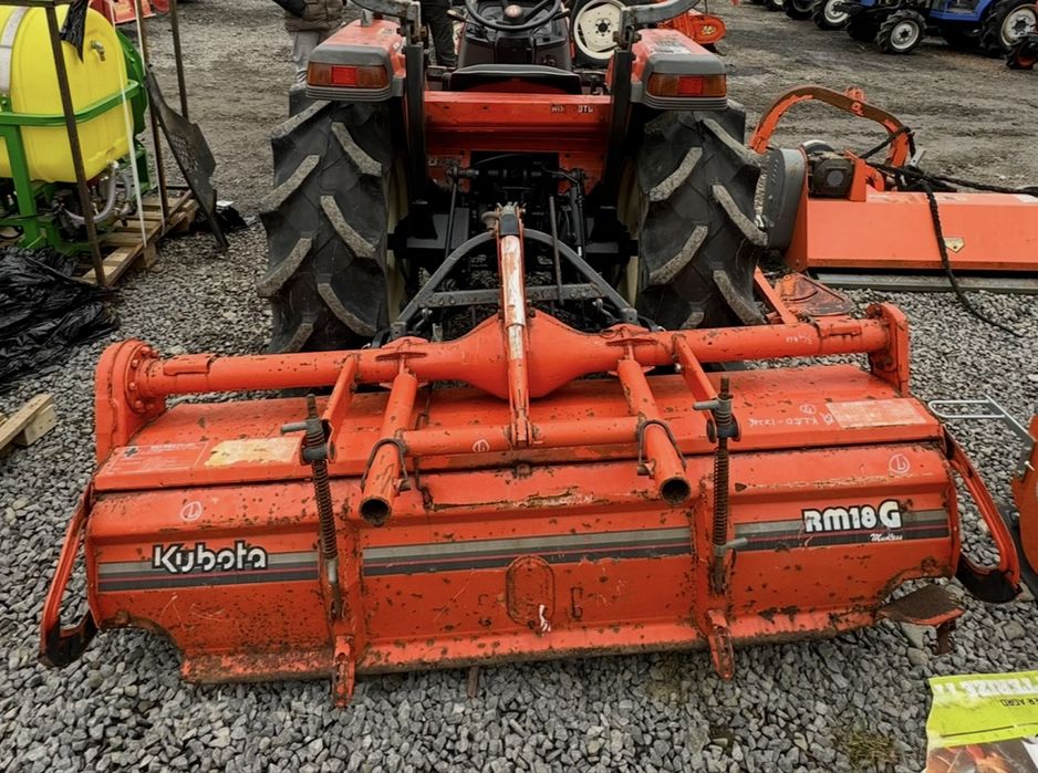 Freza de pamant agricola