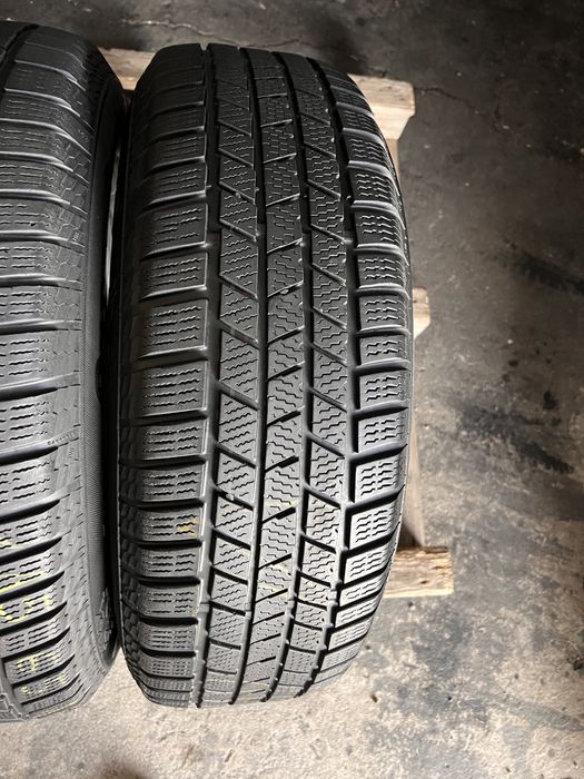 2 anvelope iarna 215/65/16 , Continental !
