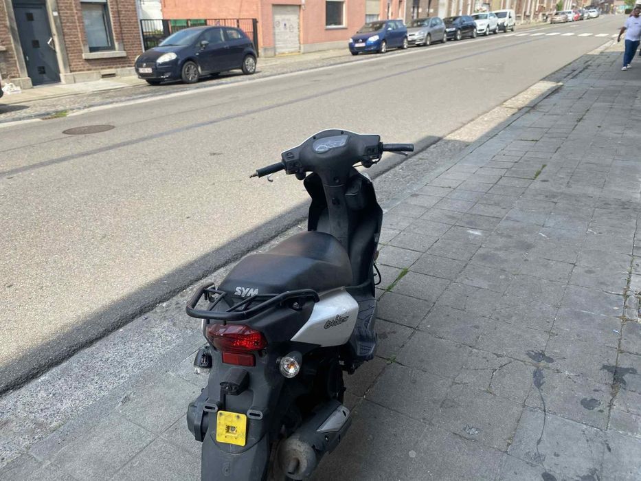 Vand sau schimb scuter