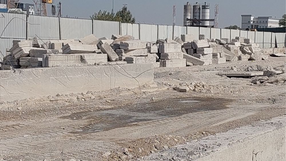 Соко льный блок ФБС Фундаментный блок БУ