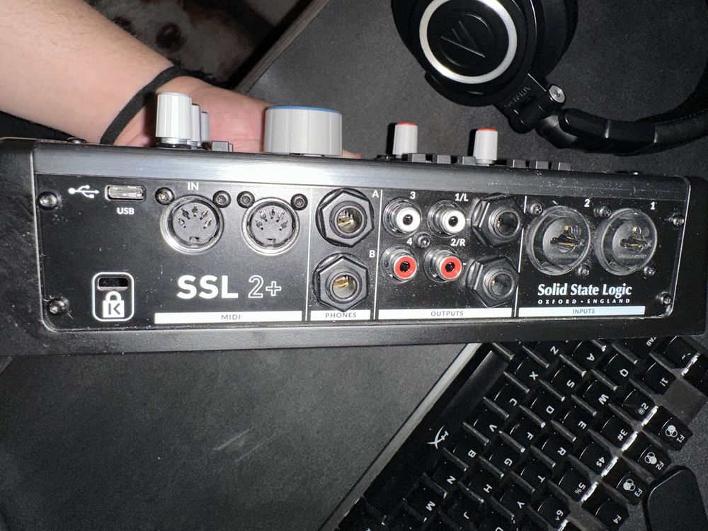 Placa de sunet ssl 2 plus