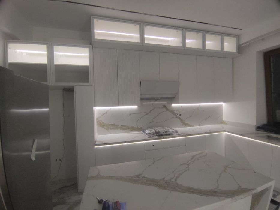 Изделия из гранита, мрамора и кварца подоконники, кухни, барбекю зоны.