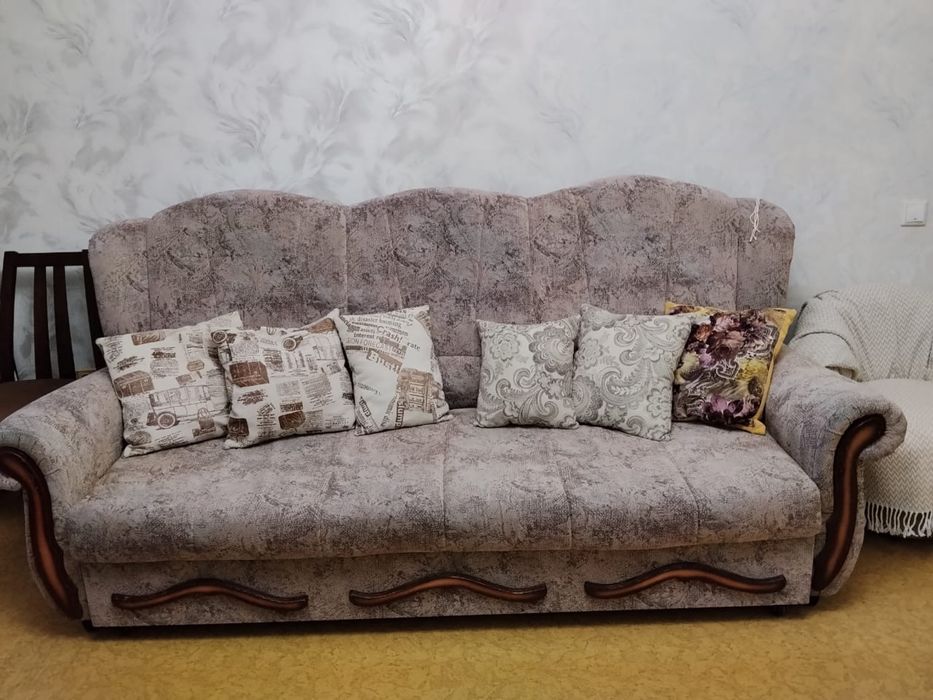 Продам диван в хорошем состоянии