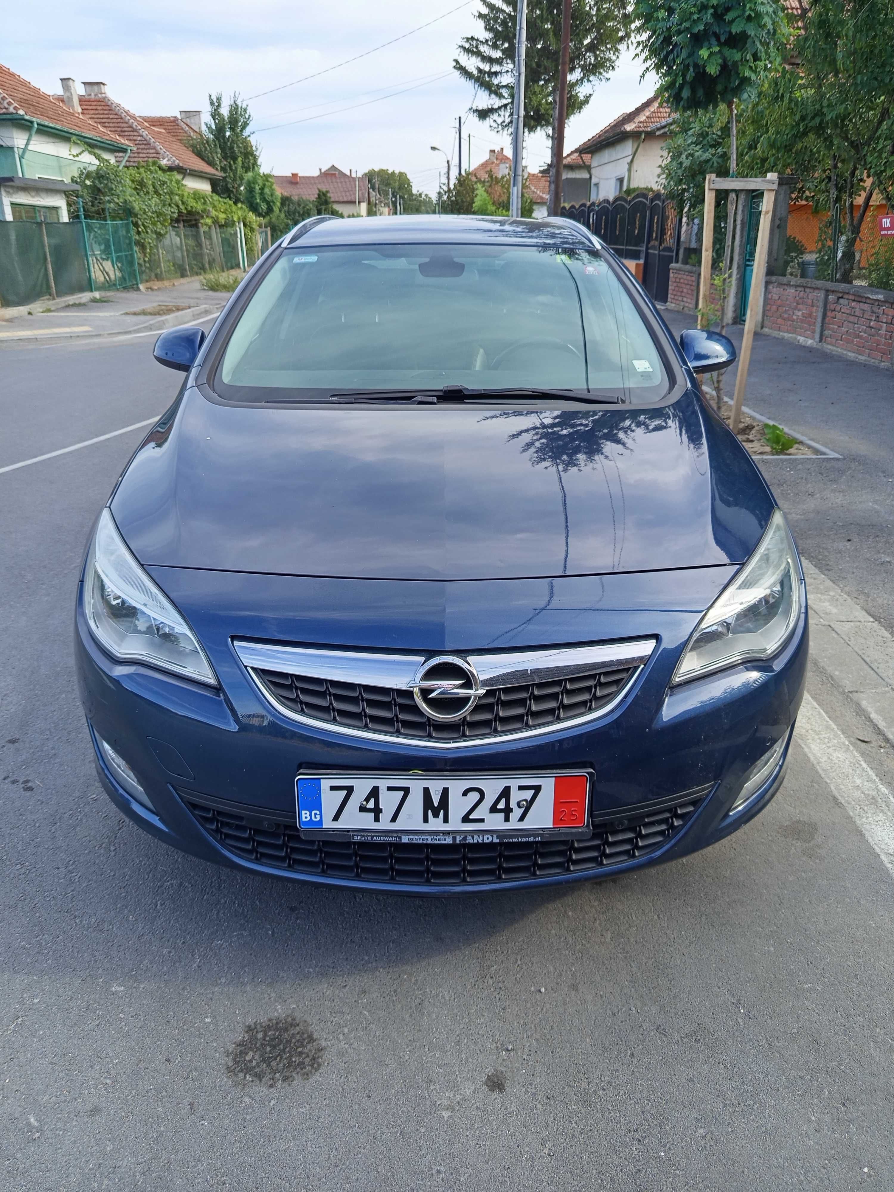 Opel Astra Sports Taurer 1.7 CDTI -110KC