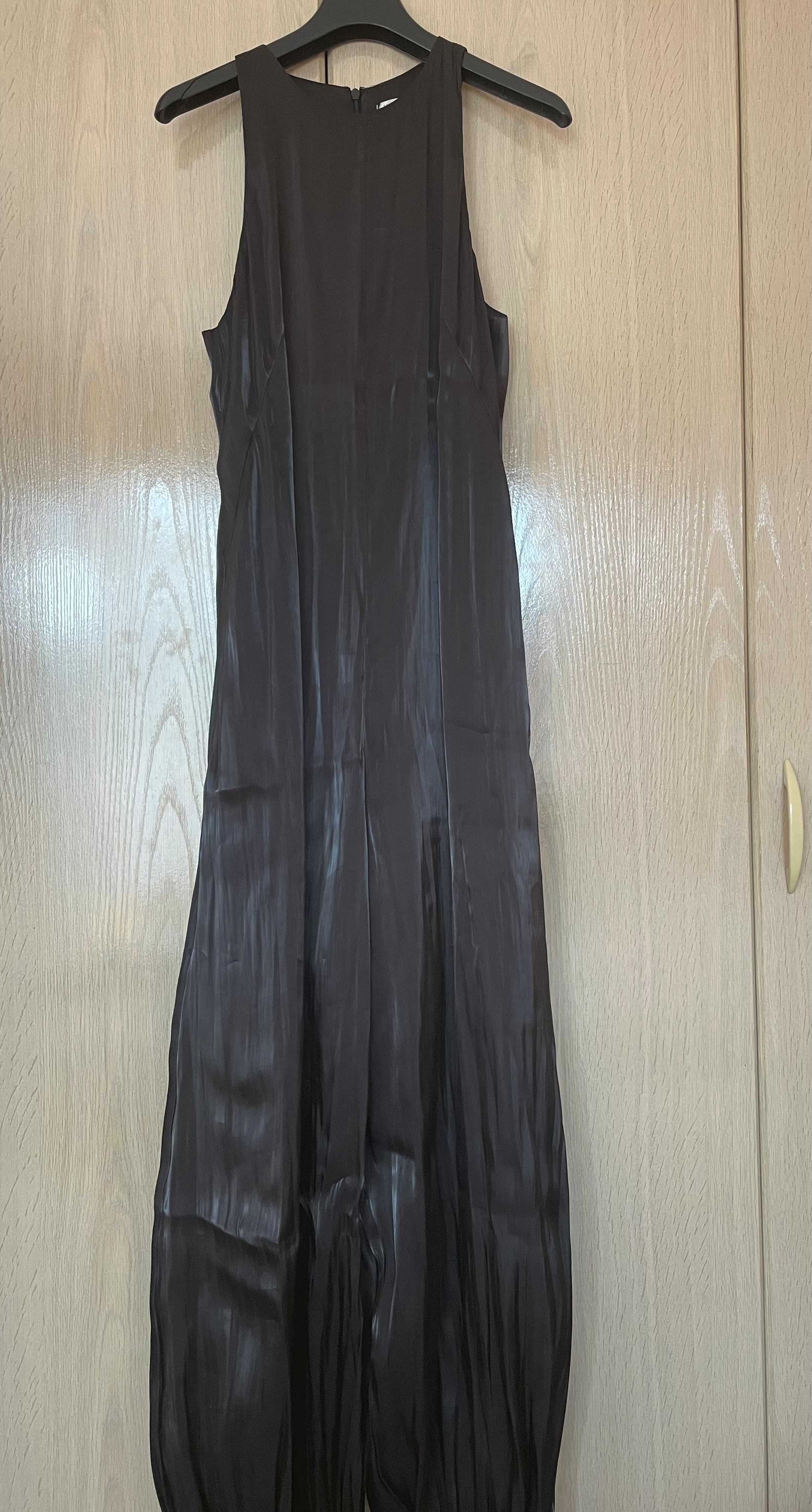 Гащеризон Massimo Dutti и Копринена рокля Weekend Max Mara