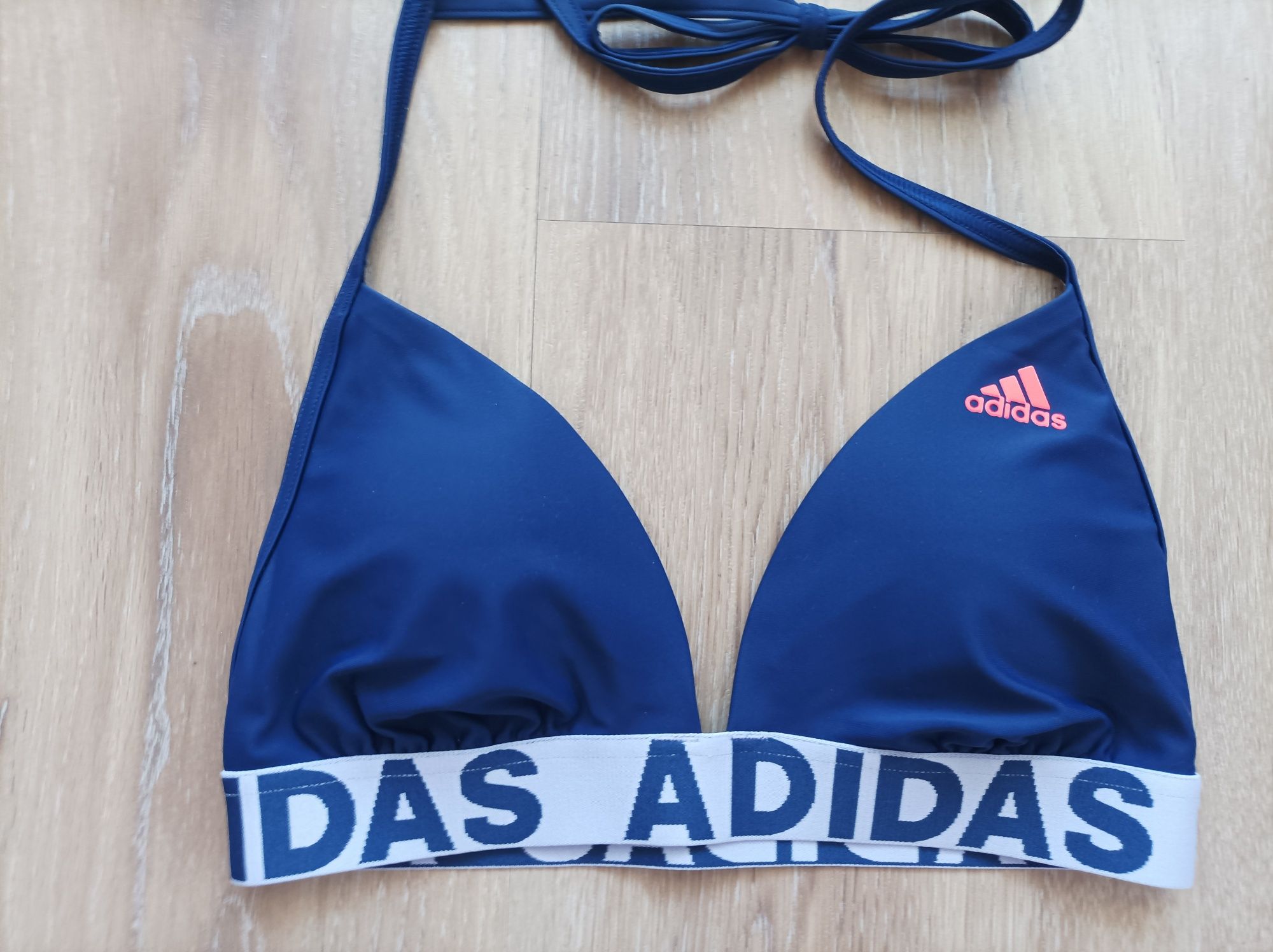 Adidas S размер нов бански