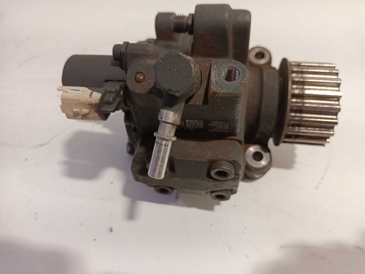 Pompa injectie Nissan Qashqai  1.5 DCI cod  167008557R