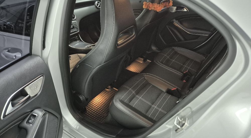 Mercedes Benz A180 1.6 Turbo Benzina