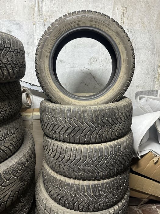 Продам шины 205/55/16 шипованные