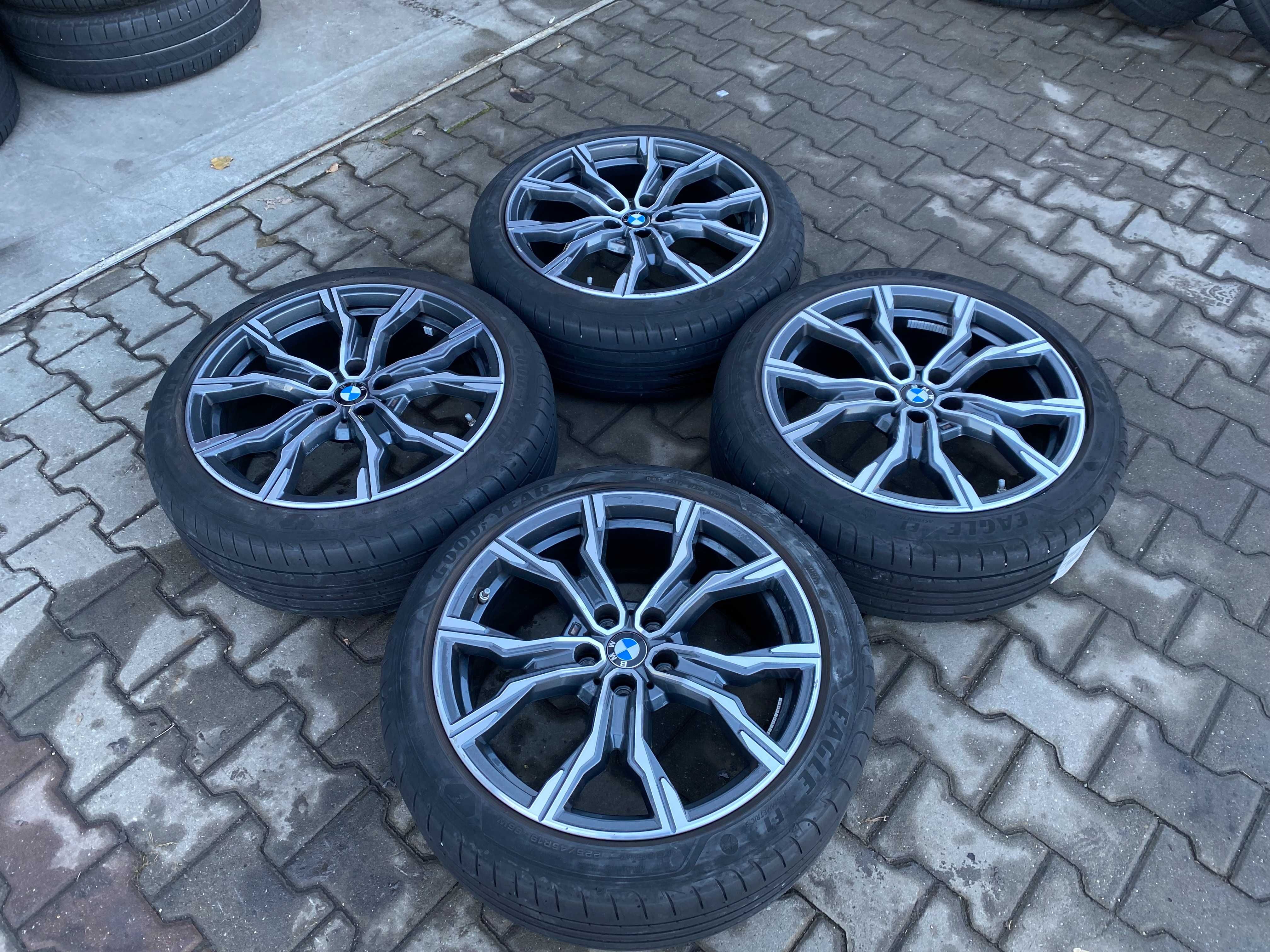 Jante BMW X1 F48 X2 F39  Anvelope Vara Goodyear 225 45 19 RFT