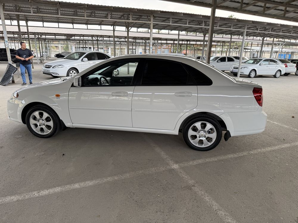 GENTRA CDX 2022 йил 3-пазитция автомат