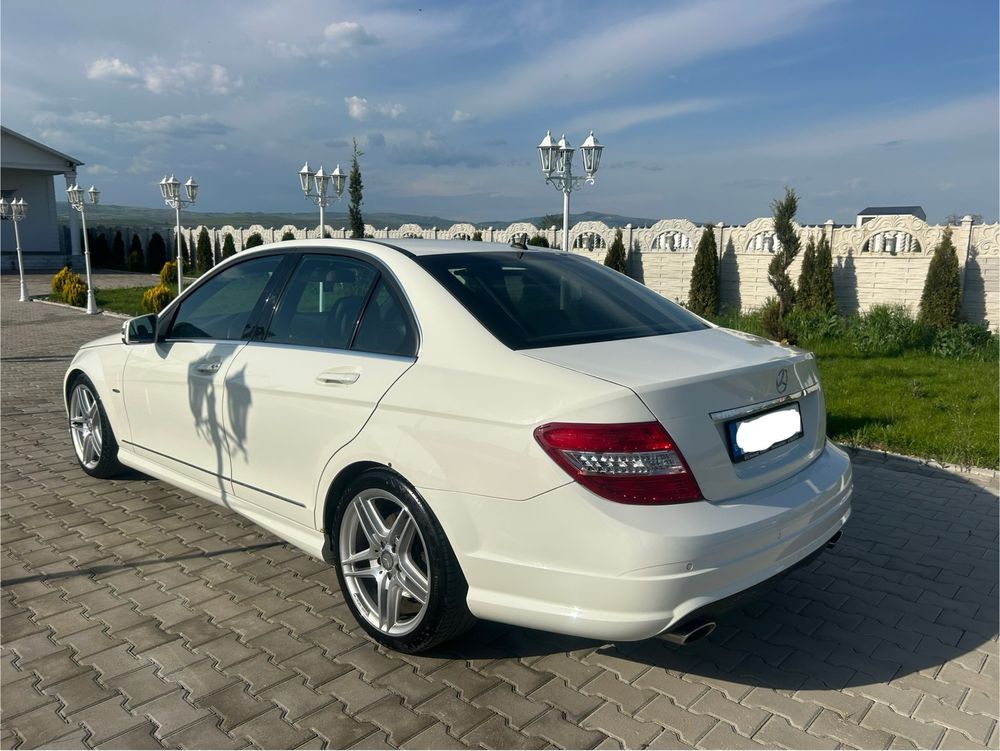 Mercedes C 350 CDI 4 mattic AMG Harman Kardon