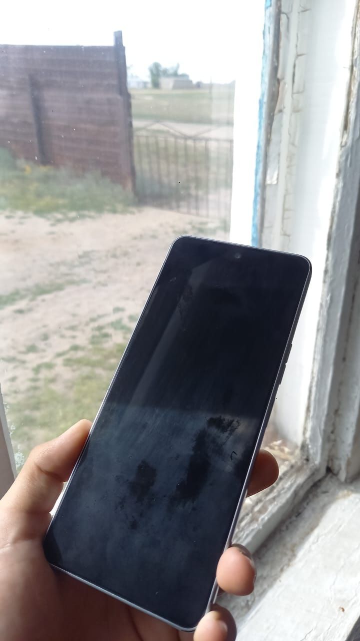 Смартфон:Tecno camon 19