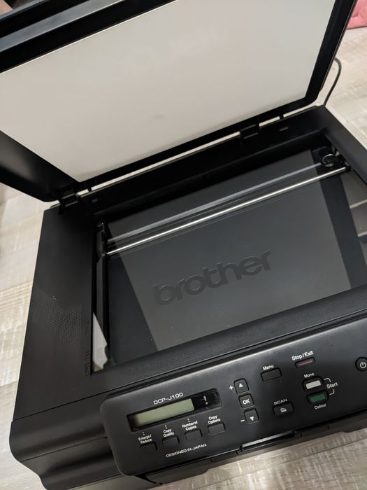Imprimanta BROTHER DCP-J100