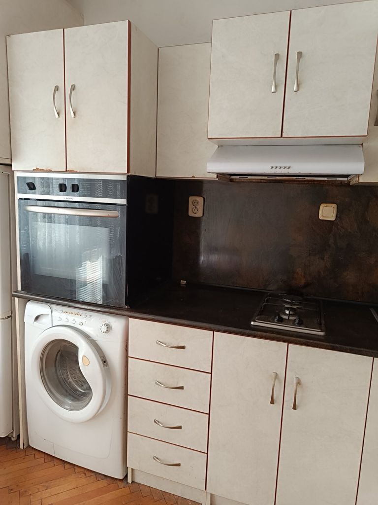 Продава се Тристаен апартамент в Пловдив, Кючук Париж - 82 кв.м за 639 €/кв.м - Снимка #7