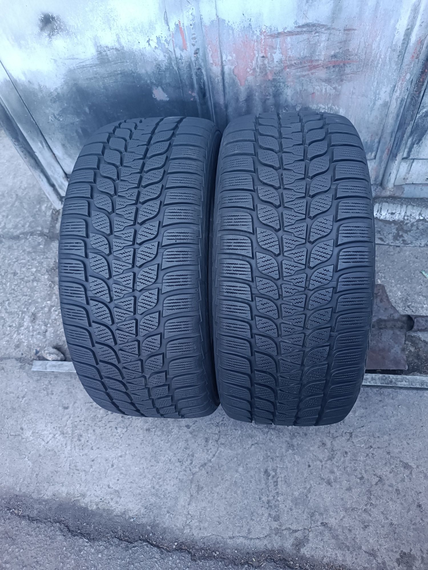 245/45/17 Bridgestone
