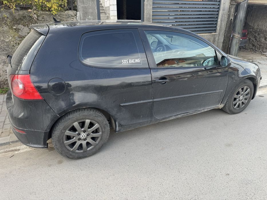 Продавам Голф 5 1.9тди 105к.с