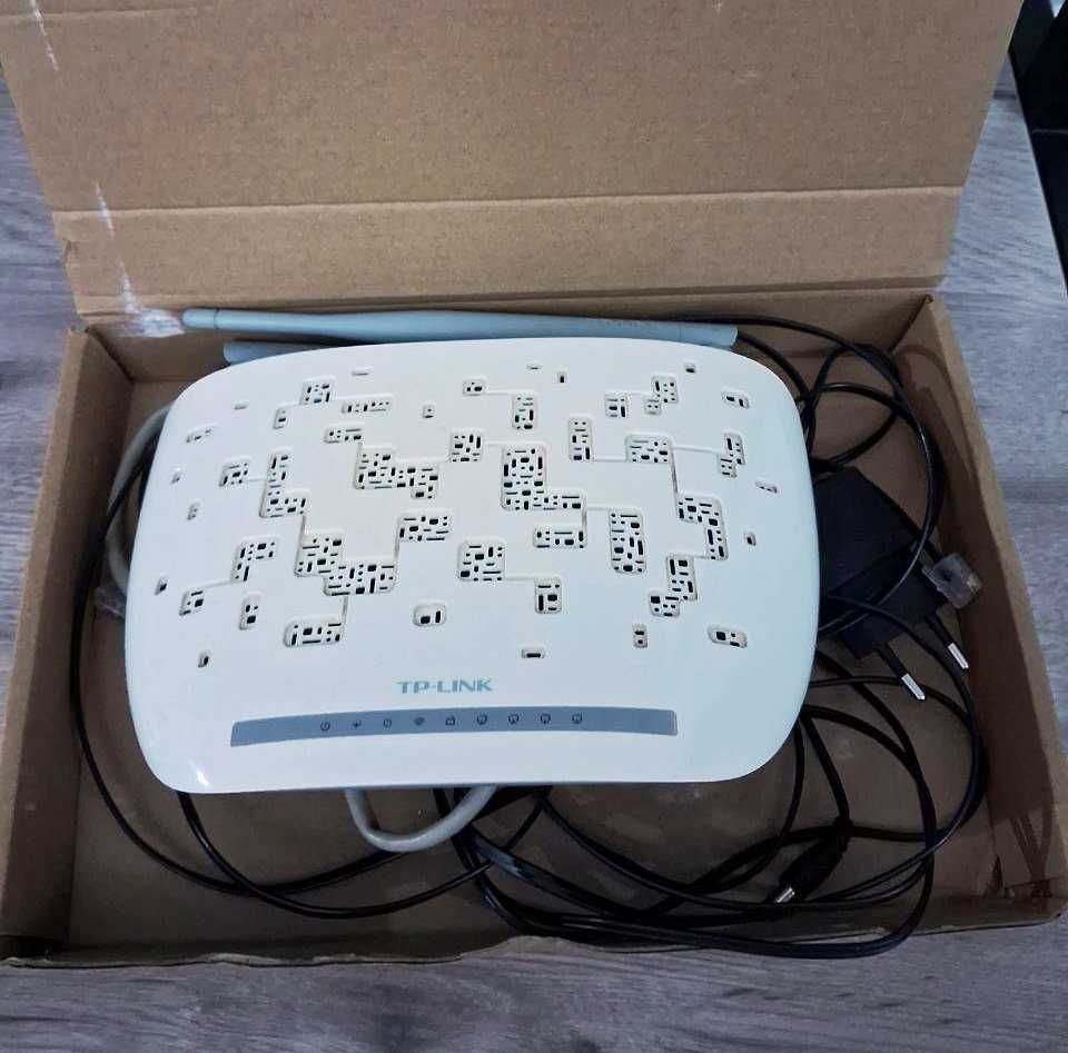 Wi-fi роутер tp-link W8961N модель