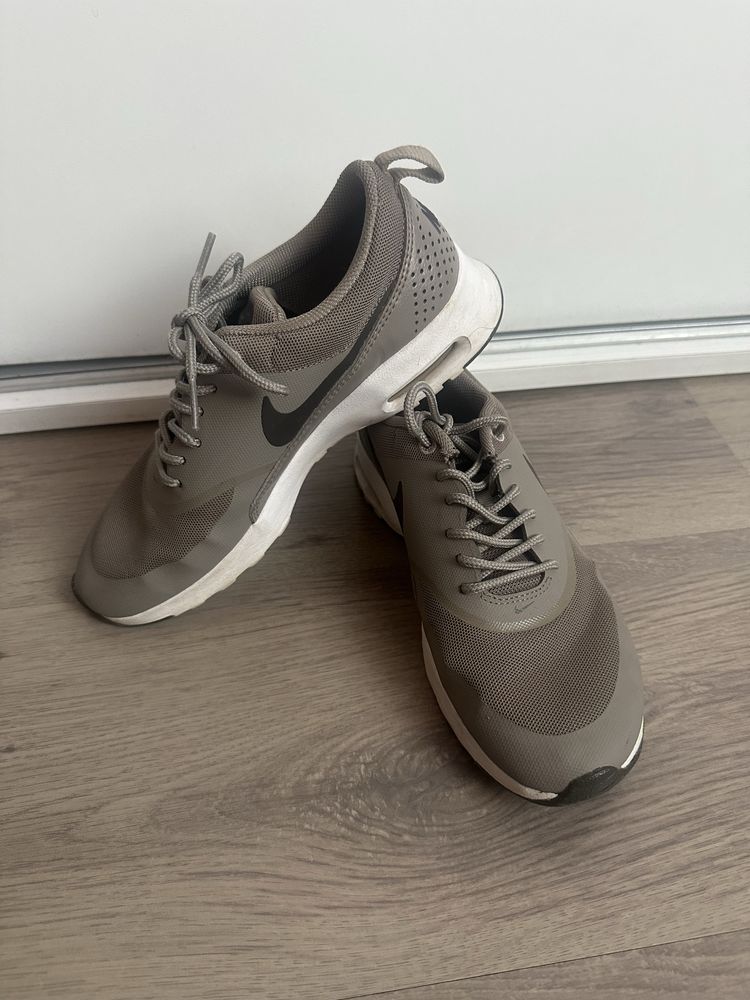 Nike маратонки и балеринки