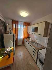 Dau in chirie apartament cu 2 camere in zona garii