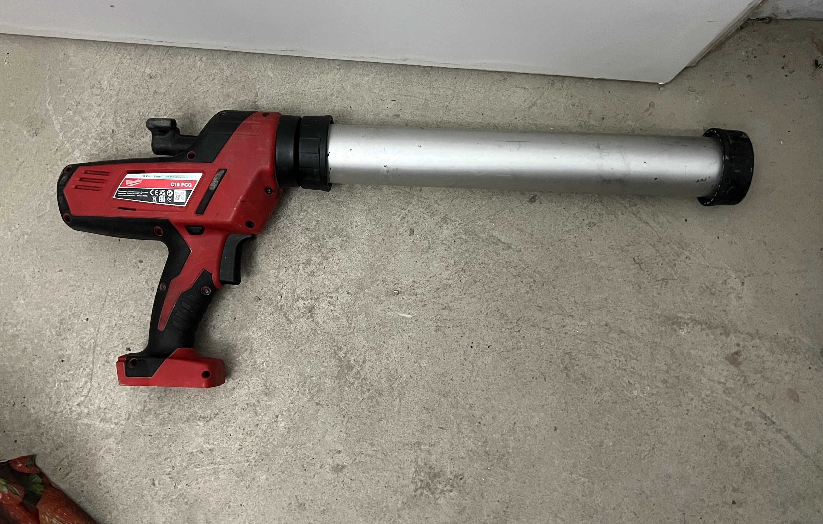 Pistol tub silicon Milwaukee C18 PCG - corp - 2023