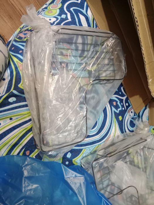 Полка в ванную продаю