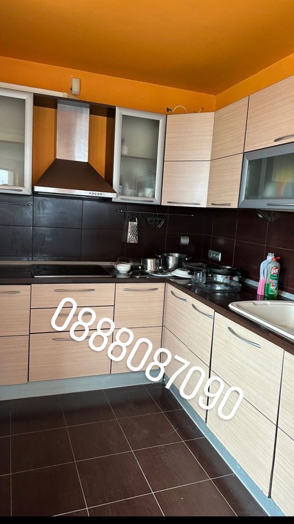 Дава се под наем Къща в Варна, ВИНС - 275 кв.м за 765 € - Снимка #9