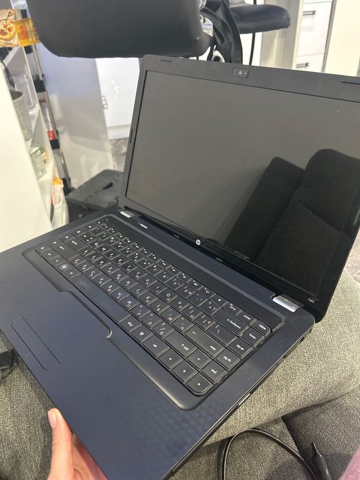 Лаптоп HP G42  2010-2012