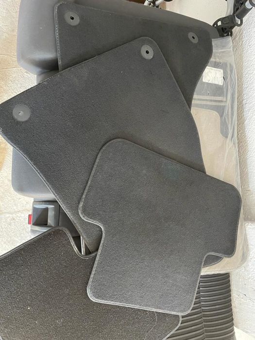 Covorase audi a4 si Renault