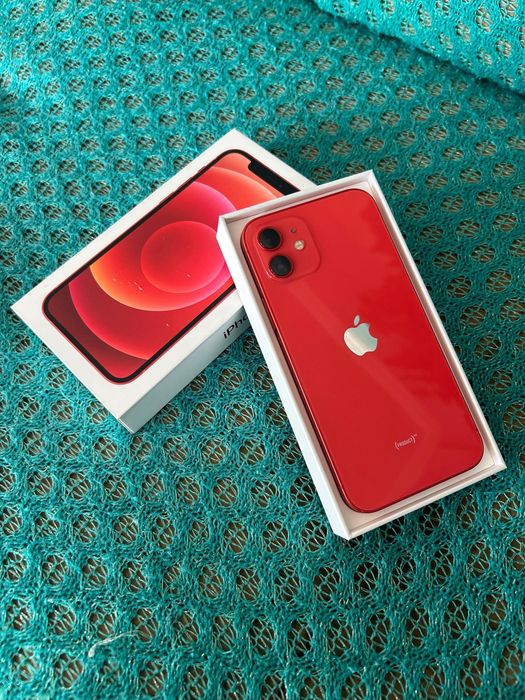 Продам IPhone 12 64 Gb в идеале!