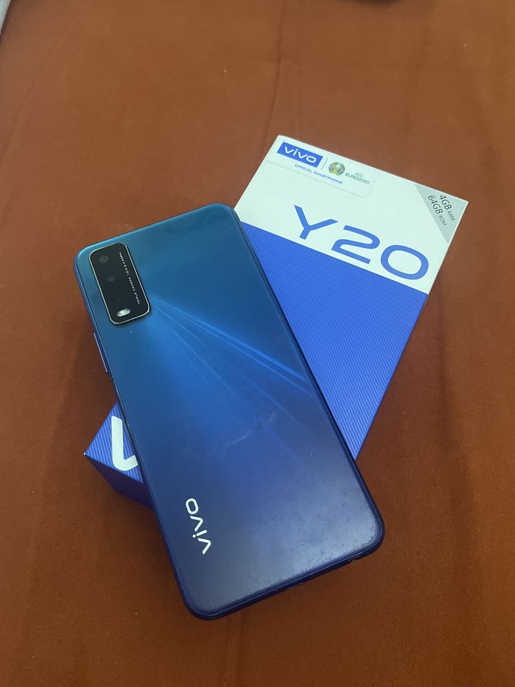 Vivo Y20.