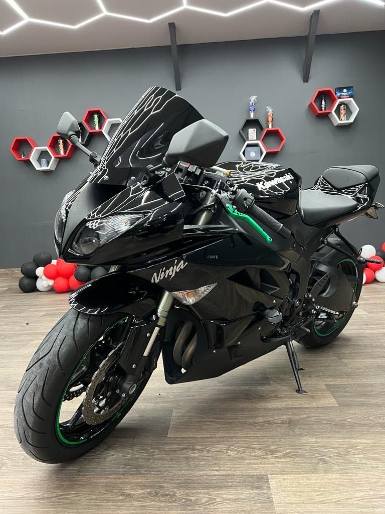 Kawasaki ninja zx6r (може бартер за джип или комби)