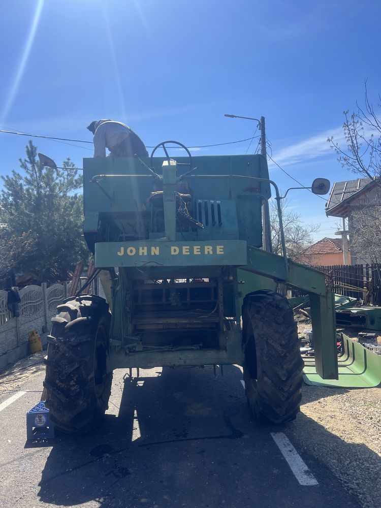 Combina John deere 630