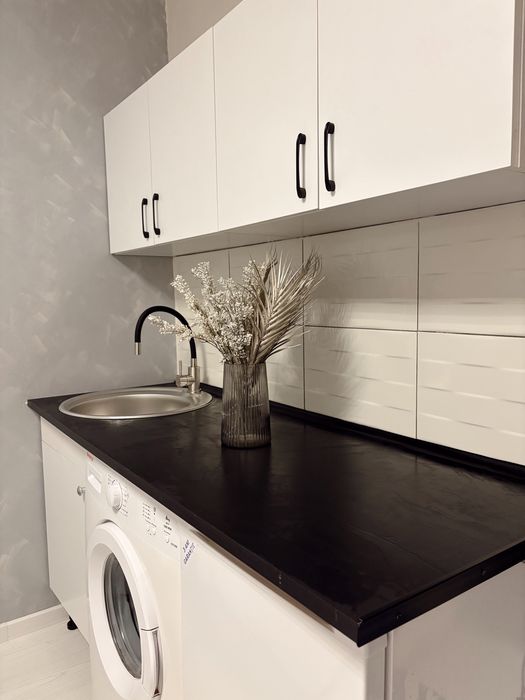 NOU! Garsonieră complet RENOVATA, MOBILATA și UTILATA!