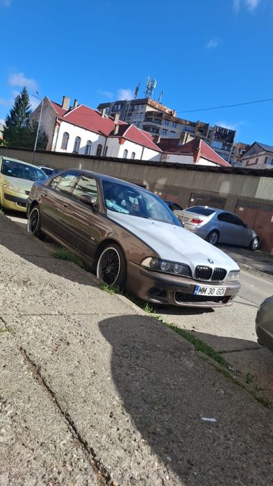 Vând sau schimb bmw e39