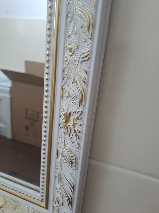 Oglinda de perete, 210/110