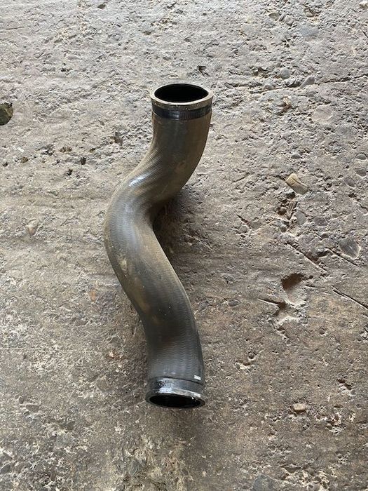 Furtun intercooler Volvo XC90 2010 31261367