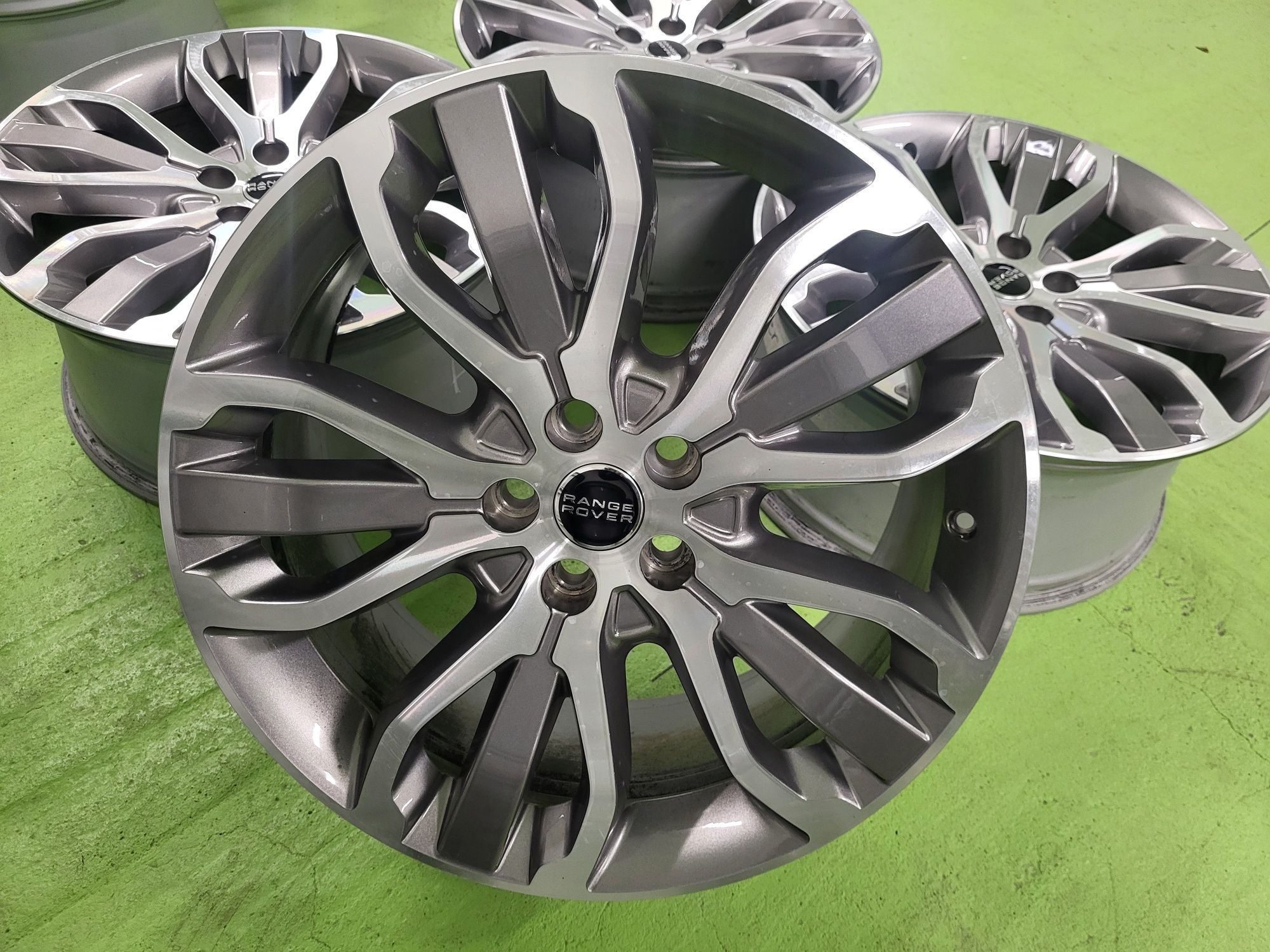 21 5x120Range rover лети джанти 5х120