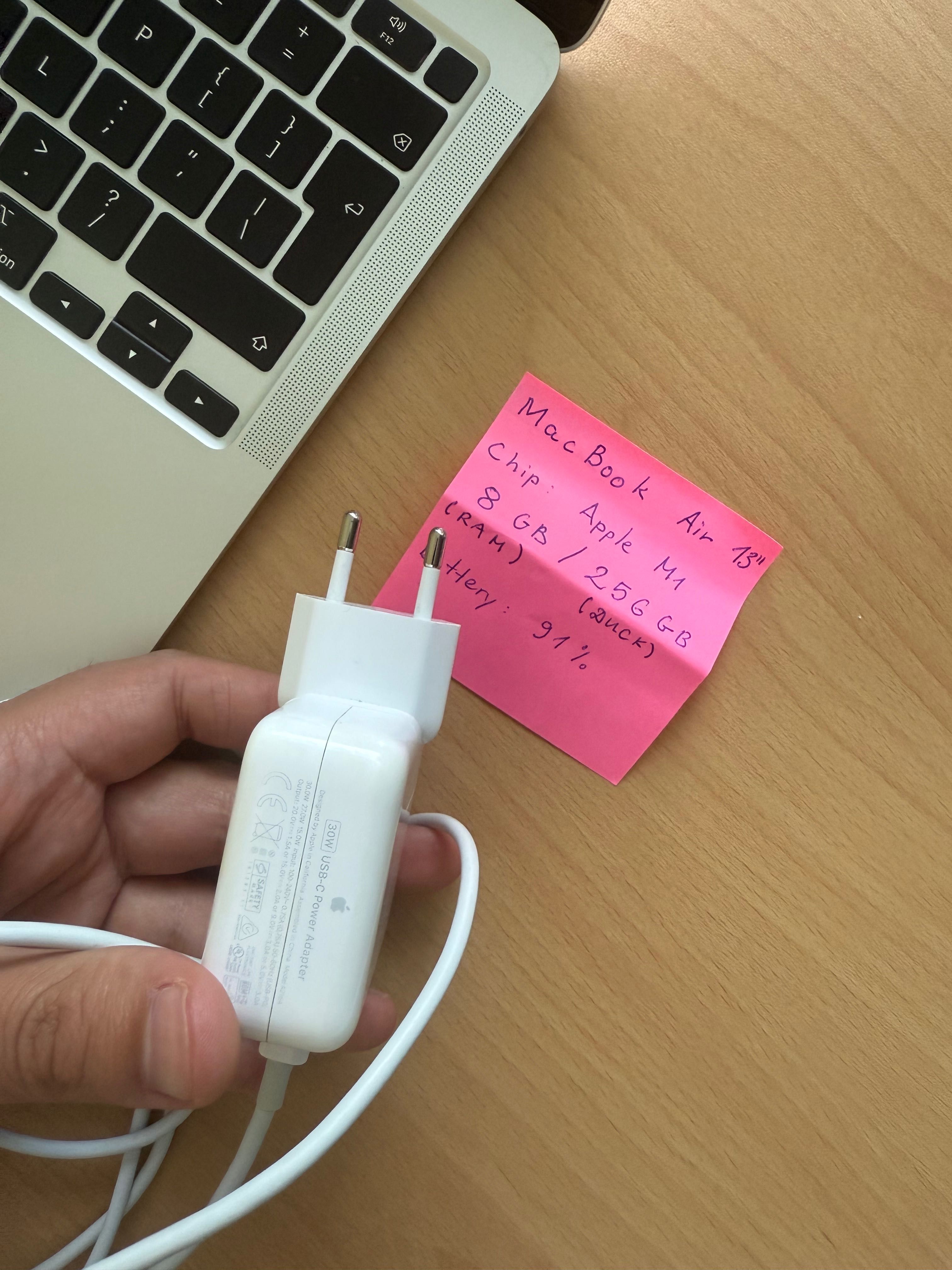 Apple MacBook Air 13” 2020