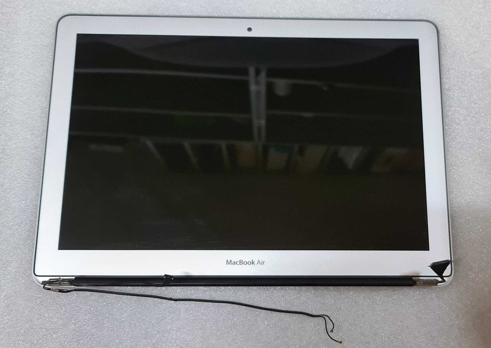 Apple MacBook Air A1466 ЭКРАН  б\у